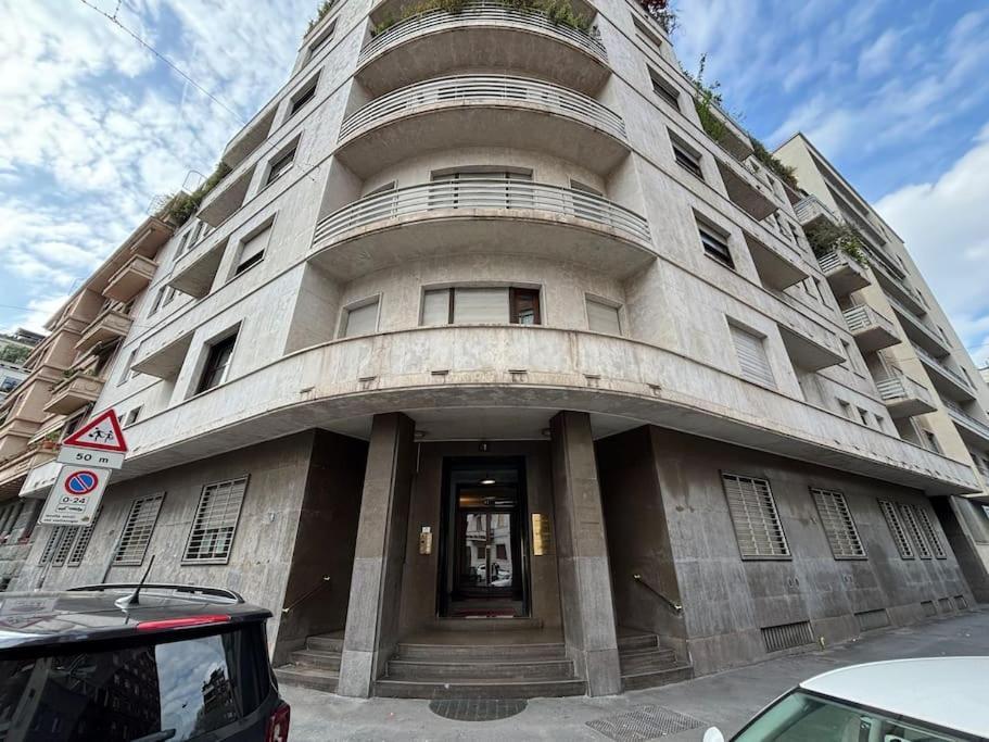 Porta Nuova Lusso 8 Minuti Dal Duomo Milão Exterior foto